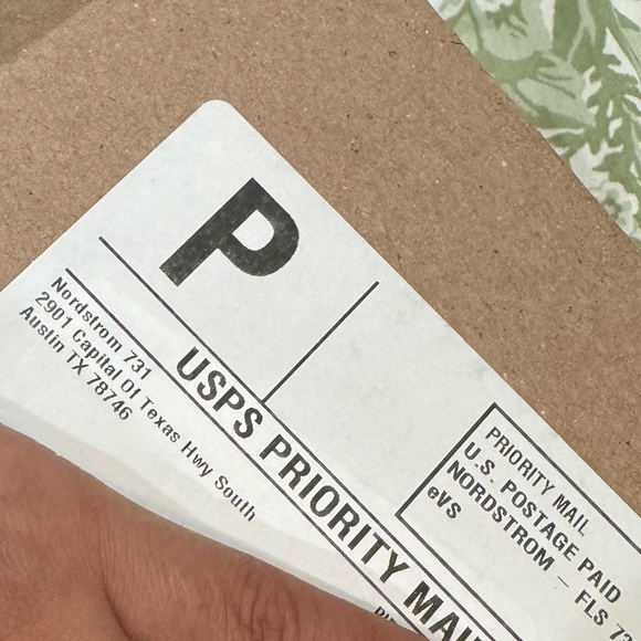 Versace Medusa leather pouch - Picture 7 of 9